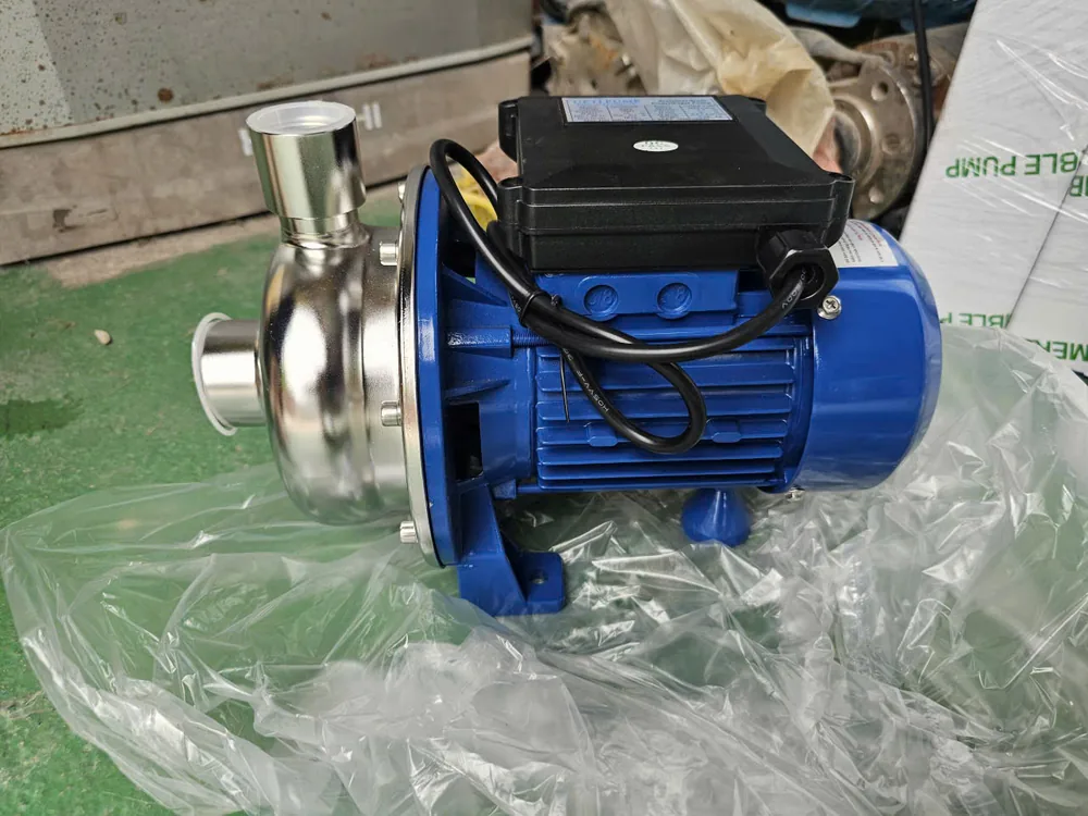 Đường ống hút và đẩy quanh bơm trục ngang